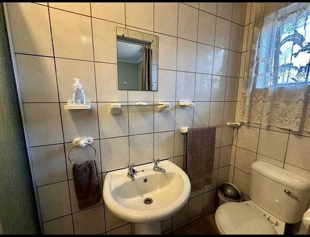10 BEDROOM GUEST HOUSE FOR SALE IN BIRDSWOOD